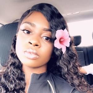 Meet your Posher, Anne